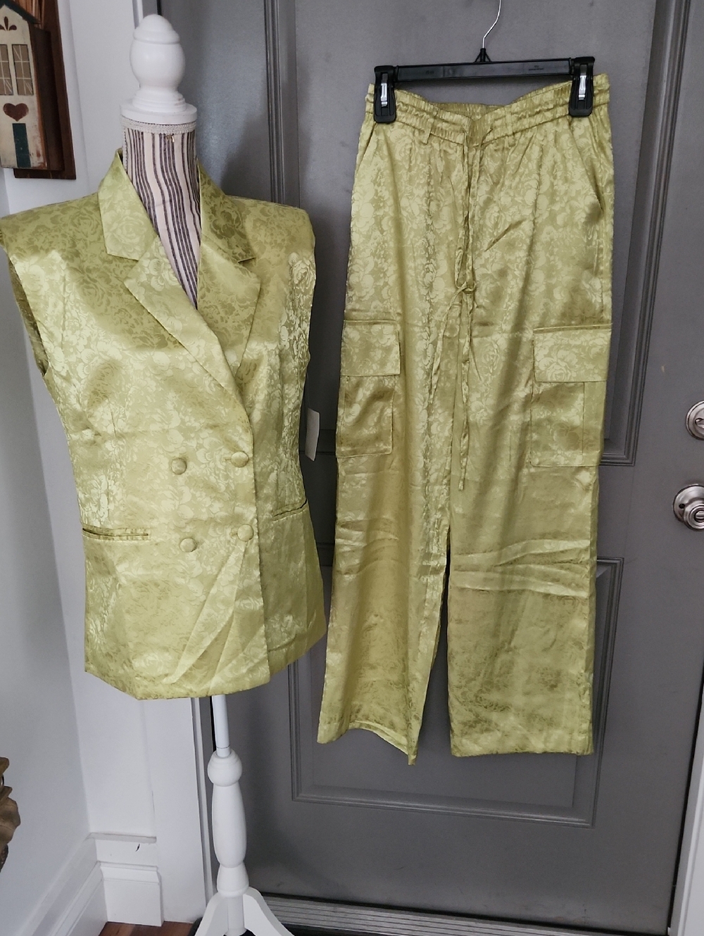 Green Satin Double Breasted Sleeveless Top And Cargo Pants Set